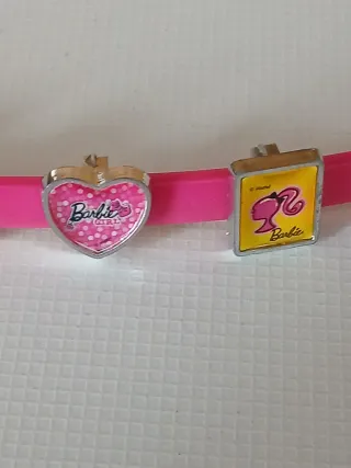 Bracciale Barbie rigido rosa con ciondoli