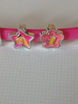 Bracciale Barbie rigido rosa con ciondoli