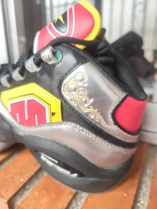 Reebok Question Mid Power Rangers Megazord
