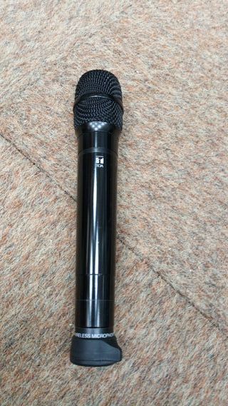 Micrófonos inalámbricos TOA WT-5800