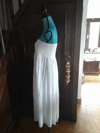 Abito lungo a fascia bianco