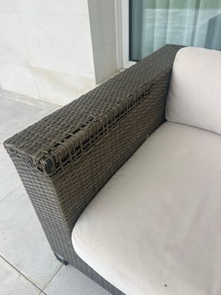 Sofá exterior modular beige y marrón