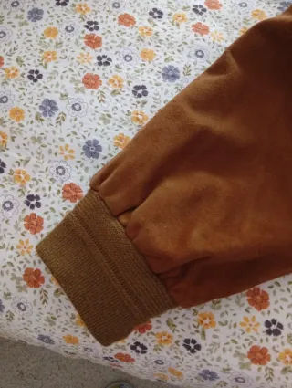 Chaqueta de ante marrón