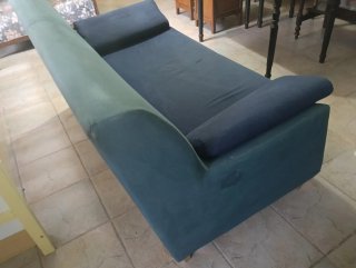 Sofá de 2 plazas azul⭐Precio negociable⭐