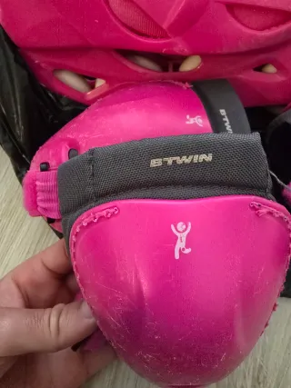 Patines Oxelo niña 28-30 + protecciones