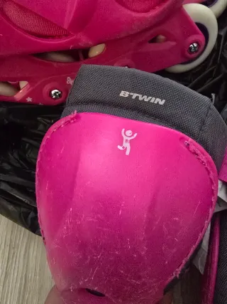 Patines Oxelo niña 28-30 + protecciones