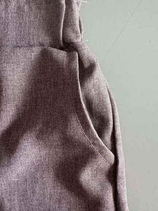 Pantaloncino con vita arricciata e fiocco