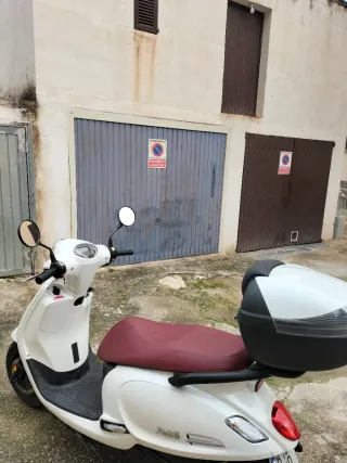 Scooter Sym 125cc Blanca