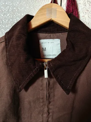 Chaqueta corta marrón cuello pana Primark nueva