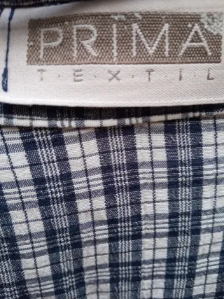 BLUSAS 3XL:A CUADROS/A RAYAS DIAGONALES:1X1,5€