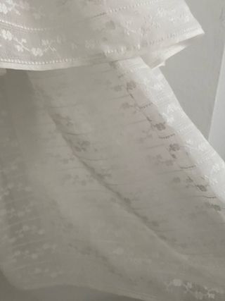 Vestido antiguo niña blanco