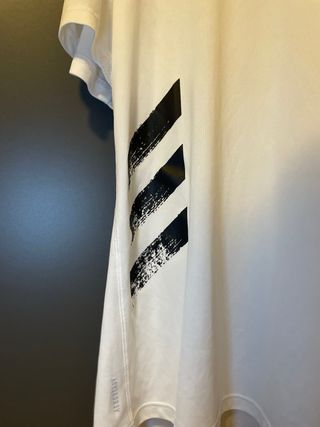 Camiseta Adidas Deportiva Blanca