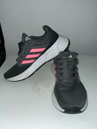 Scarpe Adidas running grigie e rosa