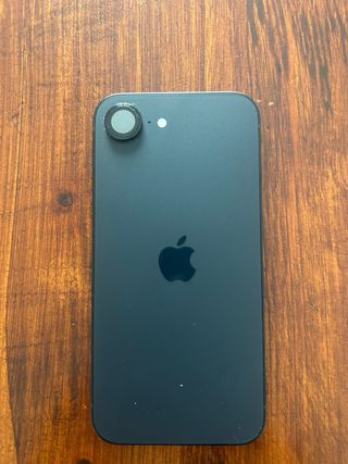 Apple iPhone 16e