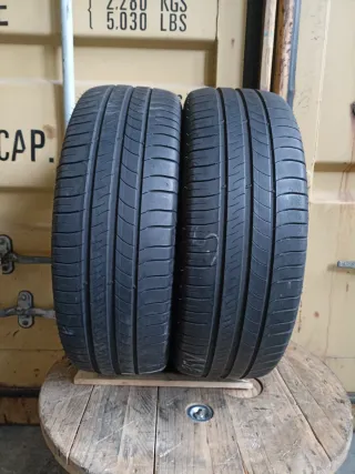 Vendo 2 Neumáticos de coche en buen estado