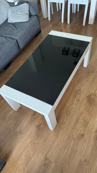 Mesa de centro elevable blanca y negra