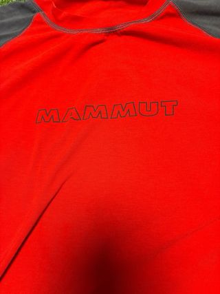 Camiseta Técnica Mammut Manga Larga