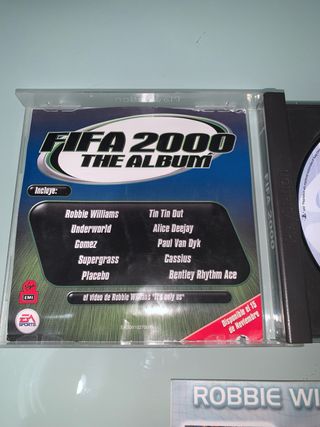 Juego FIFA 2000 para PS1 Pal España Completo Nuevo