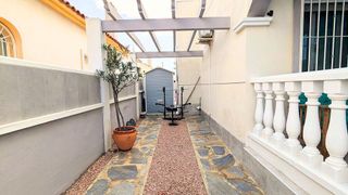 Chalet en venta en Algorfa