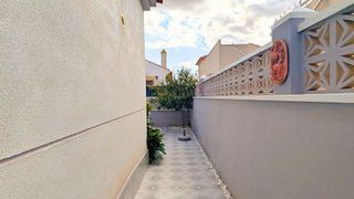 Chalet en venta en Algorfa