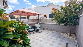 Chalet en venta en Algorfa