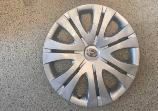 Tapacubos Original Toyota 16"
