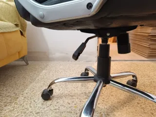 Silla de escritorio negra