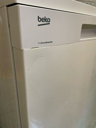 Lavavajillas Beko ProSmart Inverter 60 cm sin USO