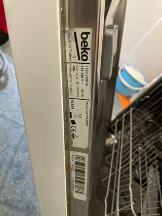 Lavavajillas Beko ProSmart Inverter 60 cm sin USO