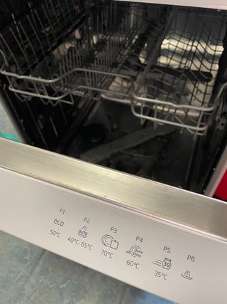 Lavavajillas Beko ProSmart Inverter 60 cm sin USO