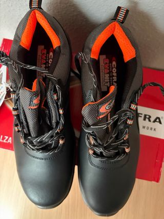 Zapatos de seguridad Cofra talla 43