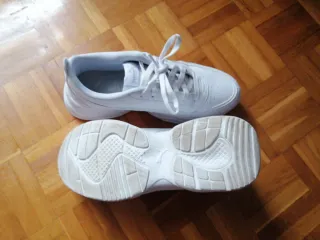 Zapatillas Puma Blancas Talla 40.5