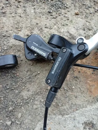 Frenos hidráulicos Shimano MTB delantero y trasero
