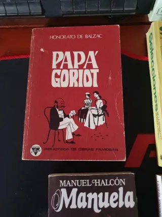 Lote de cuatro libros antiguos