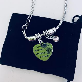 Pulsera de amistad con corazón