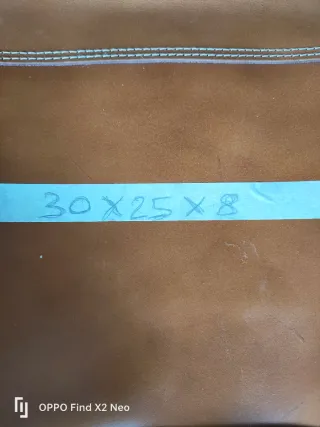 Borsa in pelle marrone con fibbie