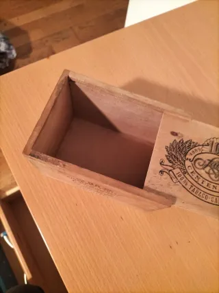 Scatola di sigari Farias Centenario antica