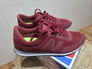 Zapatillas New Balance Burdeos Talla 40.5