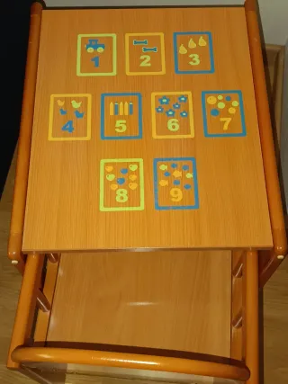 Trona de madera desmontable