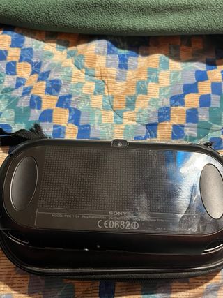 Sony PsVita PCH-1104 Nera