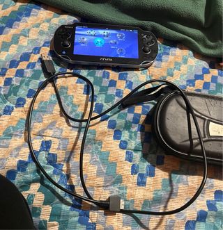 Sony PsVita PCH-1104 Nera