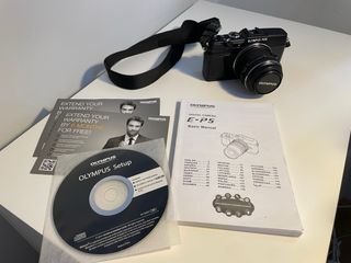 Olympus PEN E-P5 + Objetivo 14-42mm + SD 128GB