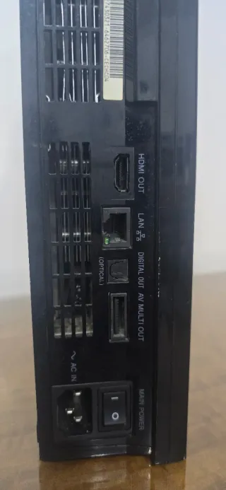 PlayStation 3 FAT solo para piezas – sin probar