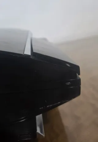 PlayStation 3 FAT solo para piezas – sin probar