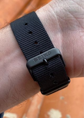 Seiko 5 Sports Automático SRPD83K1 “Stealth”