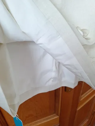 Vestido de verano beige con flores