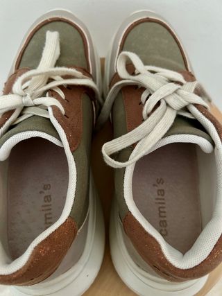Zapatillas Camila's de piel