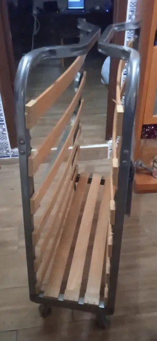 Cama extensible con somier de madera guardaespalda