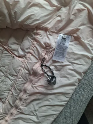 Chaqueta ligera entretiempo Guess - talla S/M