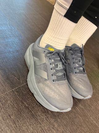 Zapatillas New Balance Running Mujer Gris